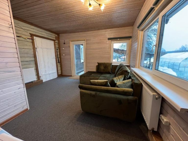 Įėjimas iš terasos pusės