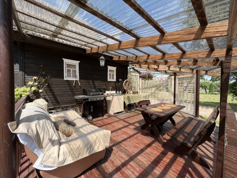 Lauko terasa Villa Arjola sodyboje